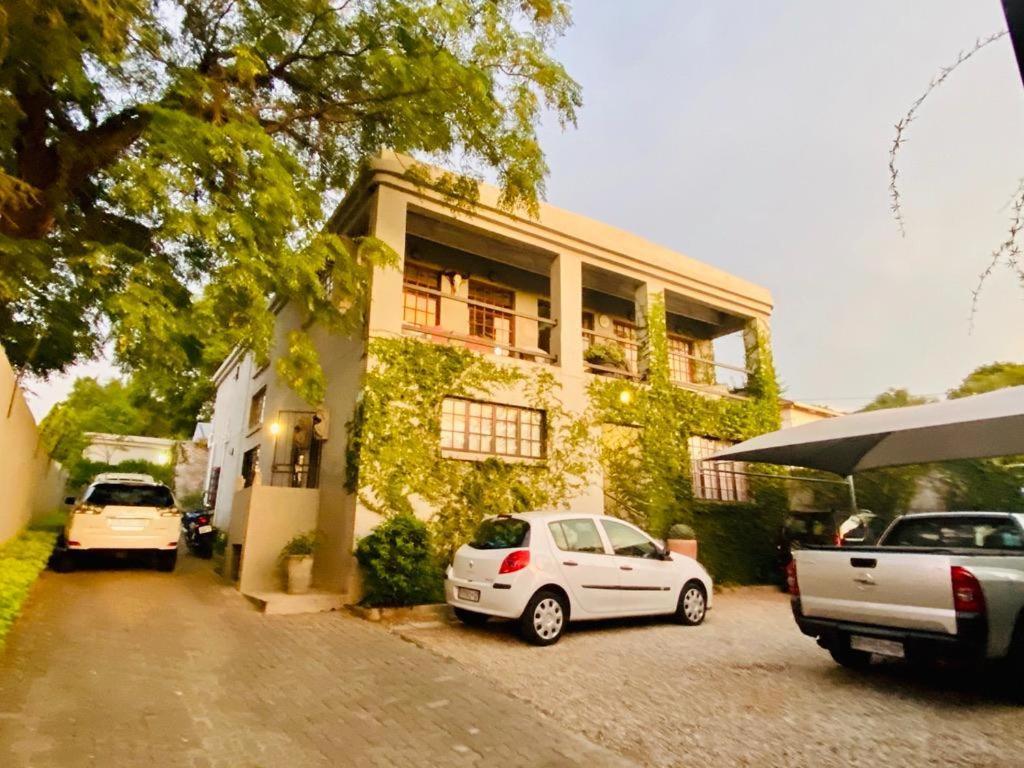 Muckleneuk Manor Hotel พริทอเรีย ภายนอก รูปภาพ